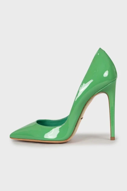 Лаковые туфли зеленого цвета