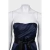 Темно-синее платье с драпировкой 