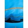 Блакитна сумка-клатч із золотистою фурнітурою