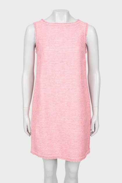 Розовое платье мини А-силуэта