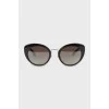 Солнцезащитные очки с лого на дужках