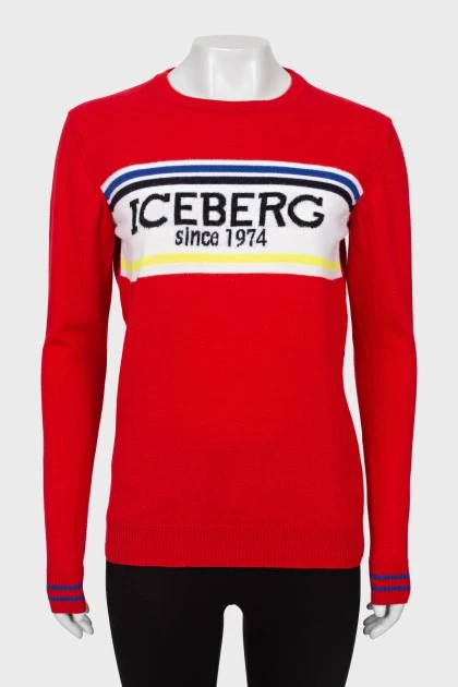 Червоний светр з логотипом бренду