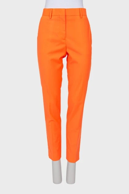 Классические брюки оранжевого цвета 