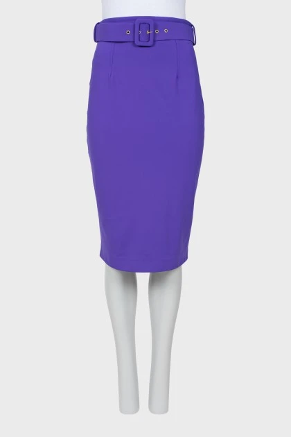 Фиолетовая юбка на поясе 