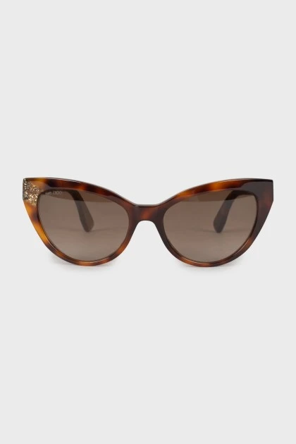 Темно-коричневые солнцезащитные очки в принт 