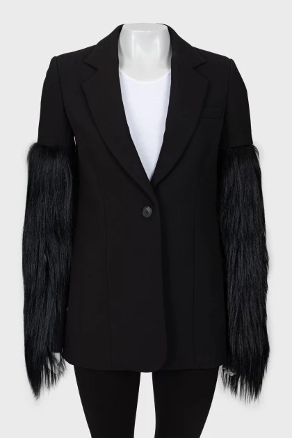 Черный пиджак с декорированным рукавами 