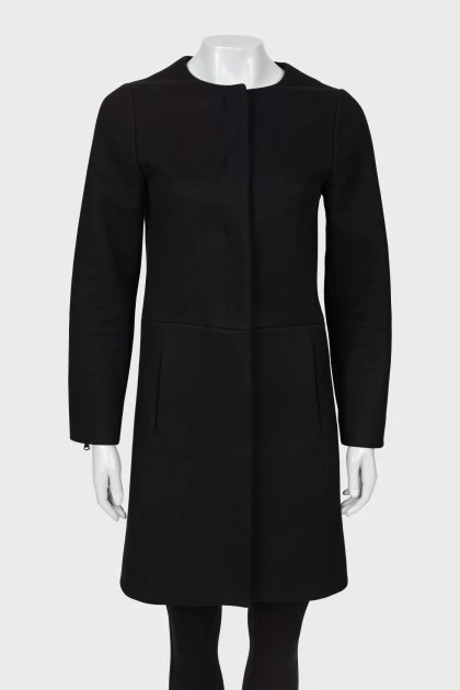 Шерстяное черное пальто на кнопках