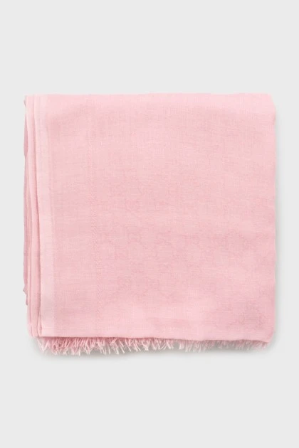 Розовый шарф в фирменный принт