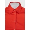 Красная рубашка с коротким рукавом