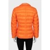Стеганая куртка оранжевого цвета