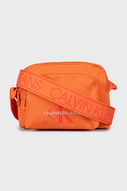 Оранжевая сумка кроссбоди с фирменным логотипом