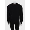 Чорний светр звуженого крою з биркою