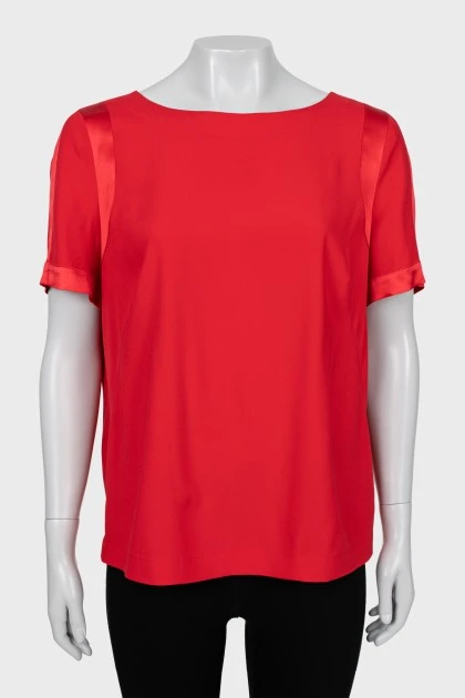 Красная блуза с коротким рукавом