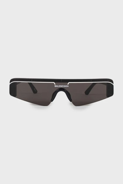 Чорні сонцезахисні окуляри browline з логотипом