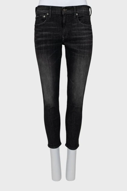 Укороченные джинсы темно-серого цвета