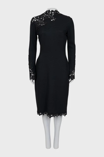 Приталена сукня чорного кольору