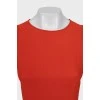 Приталенное платье мини красного цвета