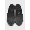 Чорні черевики зі шкіри із сріблястою фурнітурою