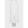 Белая юбка годе с разрезом спереди