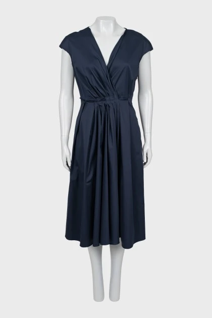 Синя сукня міді з V-подібним вирізом
