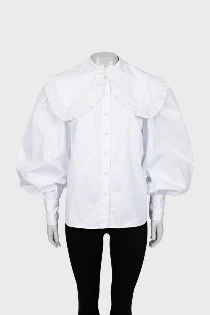 Белая рубашка с воротником