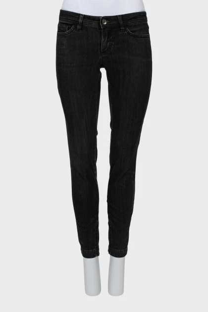 Черные джинсы skinny fit на низкой посадке
