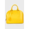 Ярко-желтая текстурированная сумка