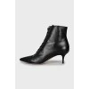 Кожаные ботильоны kitten heel