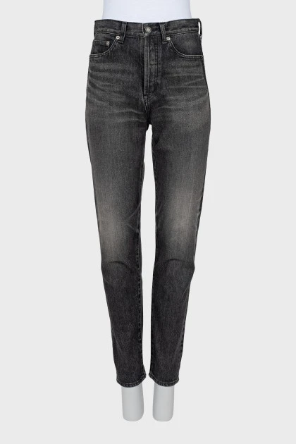 Серые джинсы tapered fit