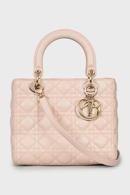 Розовая сумка Lady Dior