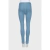Голубые джинсы skinny fit на молнии