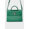 Зеленая кожаная сумка