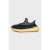 Кросівки Yeezy Boost 350 V2