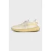 Чоловічі кросівки Yeezy Boost 350 V2