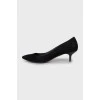 Замшевые туфли kitten heel