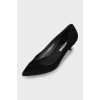 Замшевые туфли kitten heel