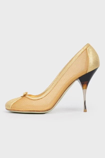 Туфли из золотистого текстиля с бантиком