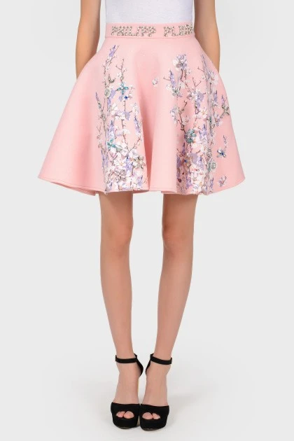 Расклешенная юбка из розового шелка