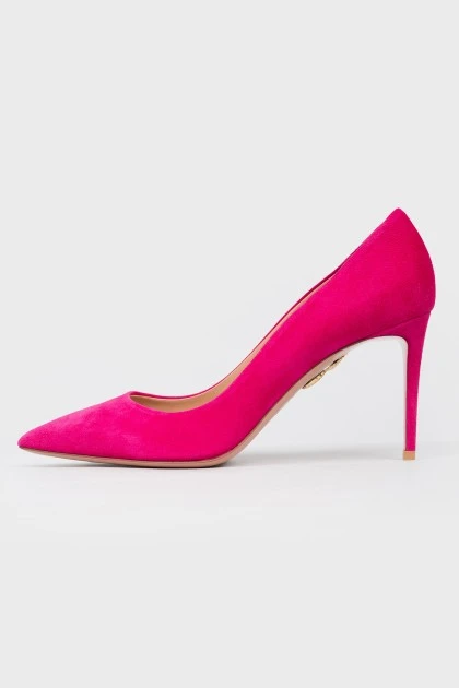 Яскраво-рожеві туфлі на шпильці