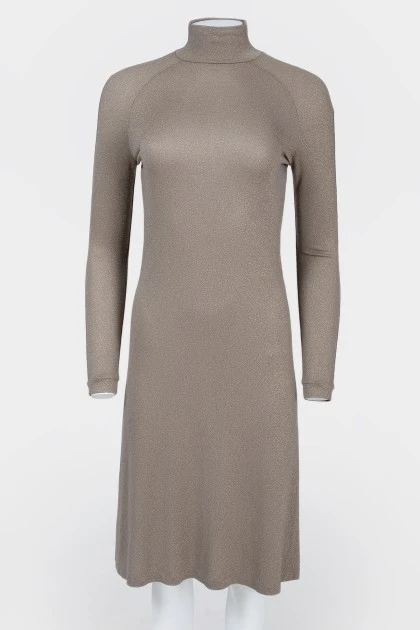 Сукня приталена коричневого кольору