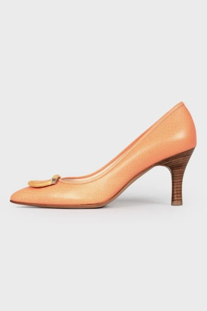Шкіряні туфлі оранжевого кольору