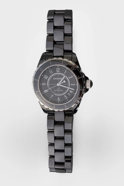 Чорний металевий годинник з чорним циферблатом J12