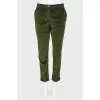Укороченные брюки темно-зеленого цвета