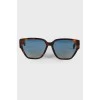 Солнцезащитные очки c линзами синего цвета