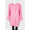 Розовое пальто на кнопках