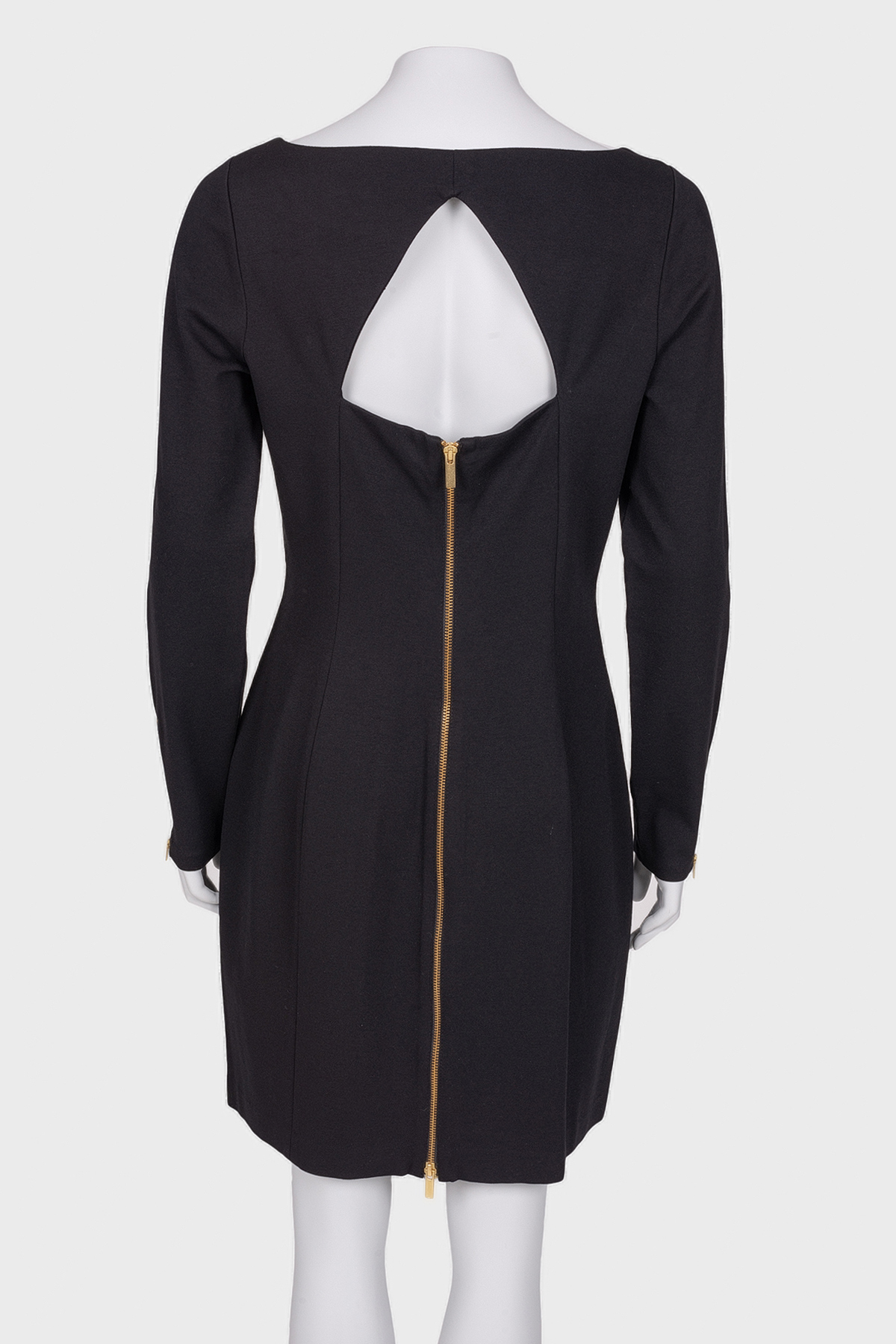 

Черное платье с открытой спинкой Banana Republic