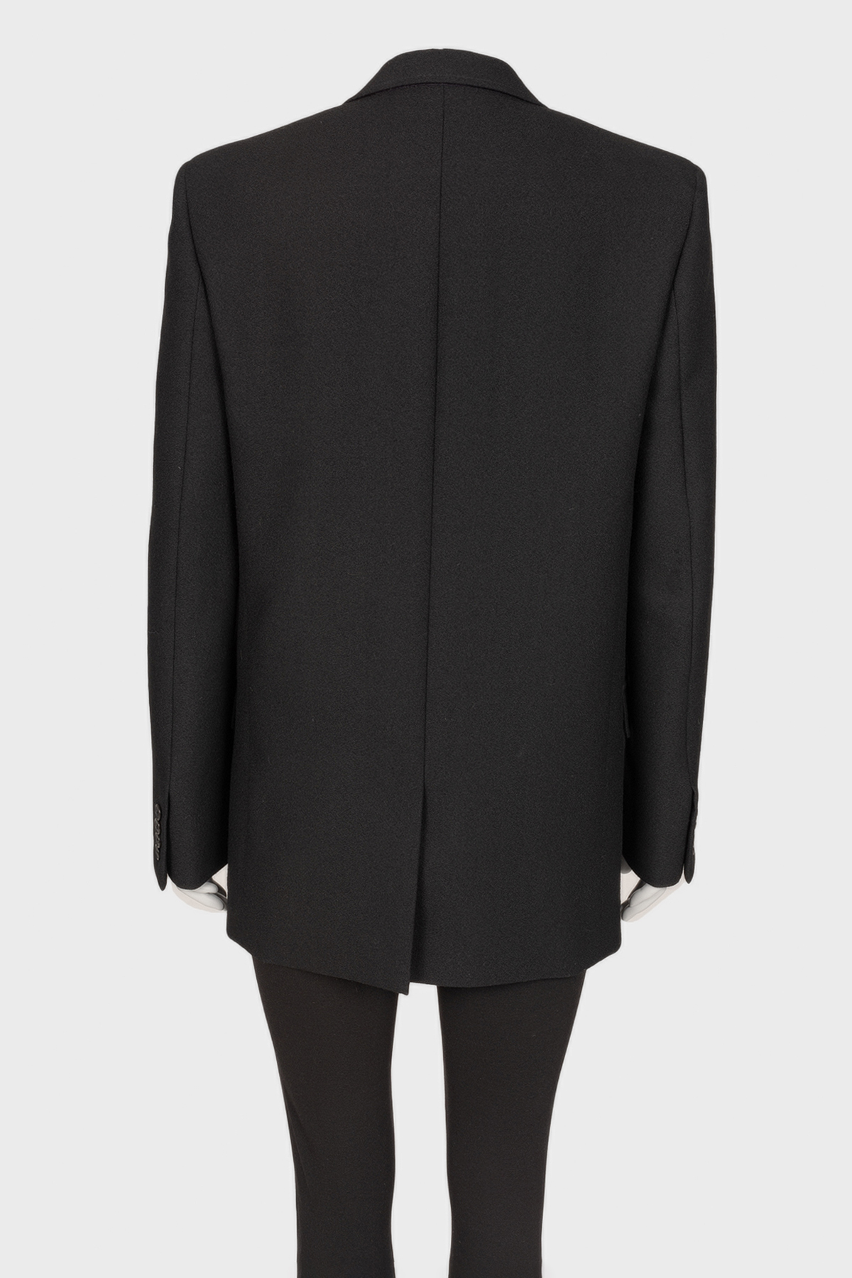 

Черный пиджак с плечиками Saint Laurent