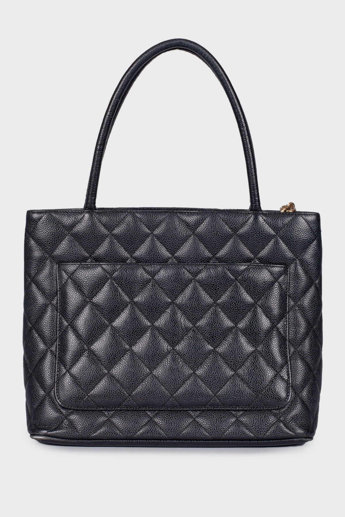 

Сумка Medallion Quilted Caviar Tote Chanel